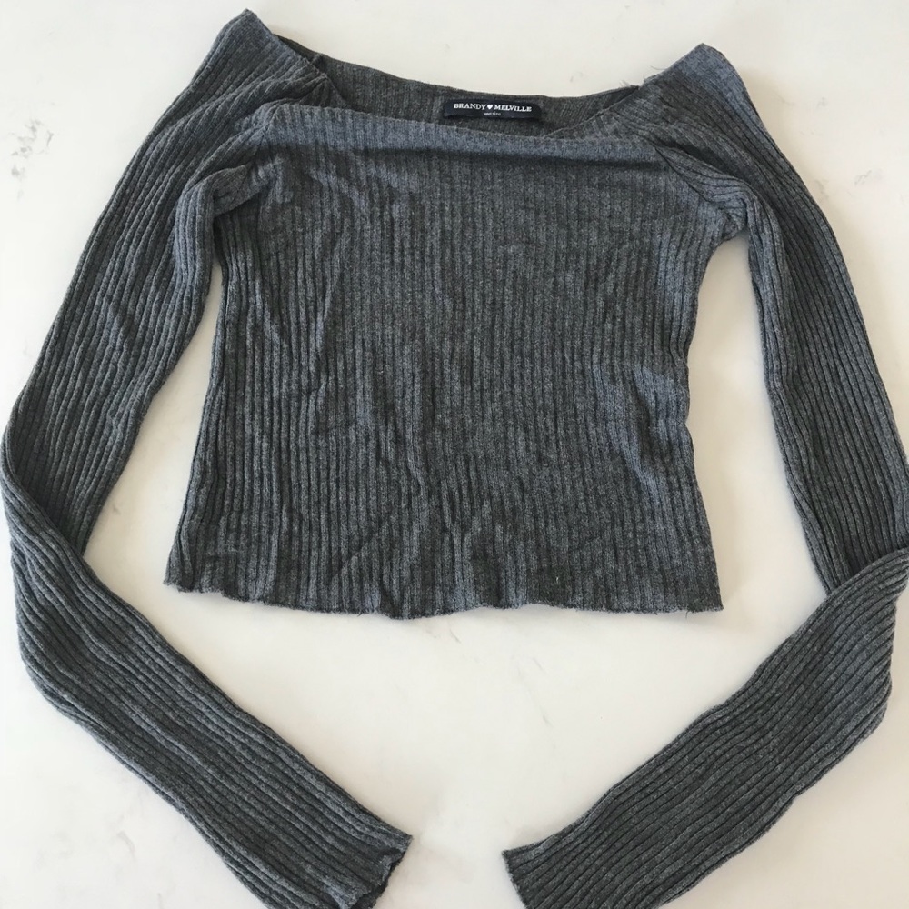 Brandy Melville off-the-shoulder ribbed grey top